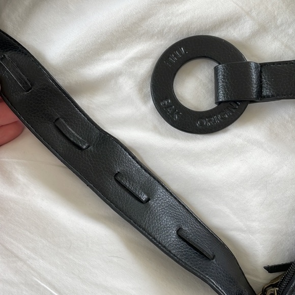 The Sak Original Leather Shoulder Bag - Picture 4 of 4